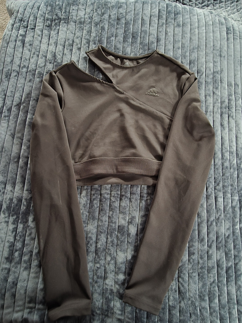 $10 adidas Black Cropped Long-Sleeve Top with Asymmetric Cutout